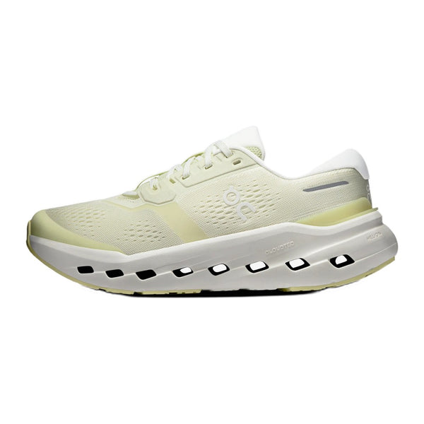 On Cloudrunner 3 - Seedling Ivory