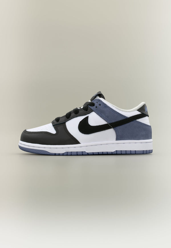 Nike Dunk - White / Black / World Indigo