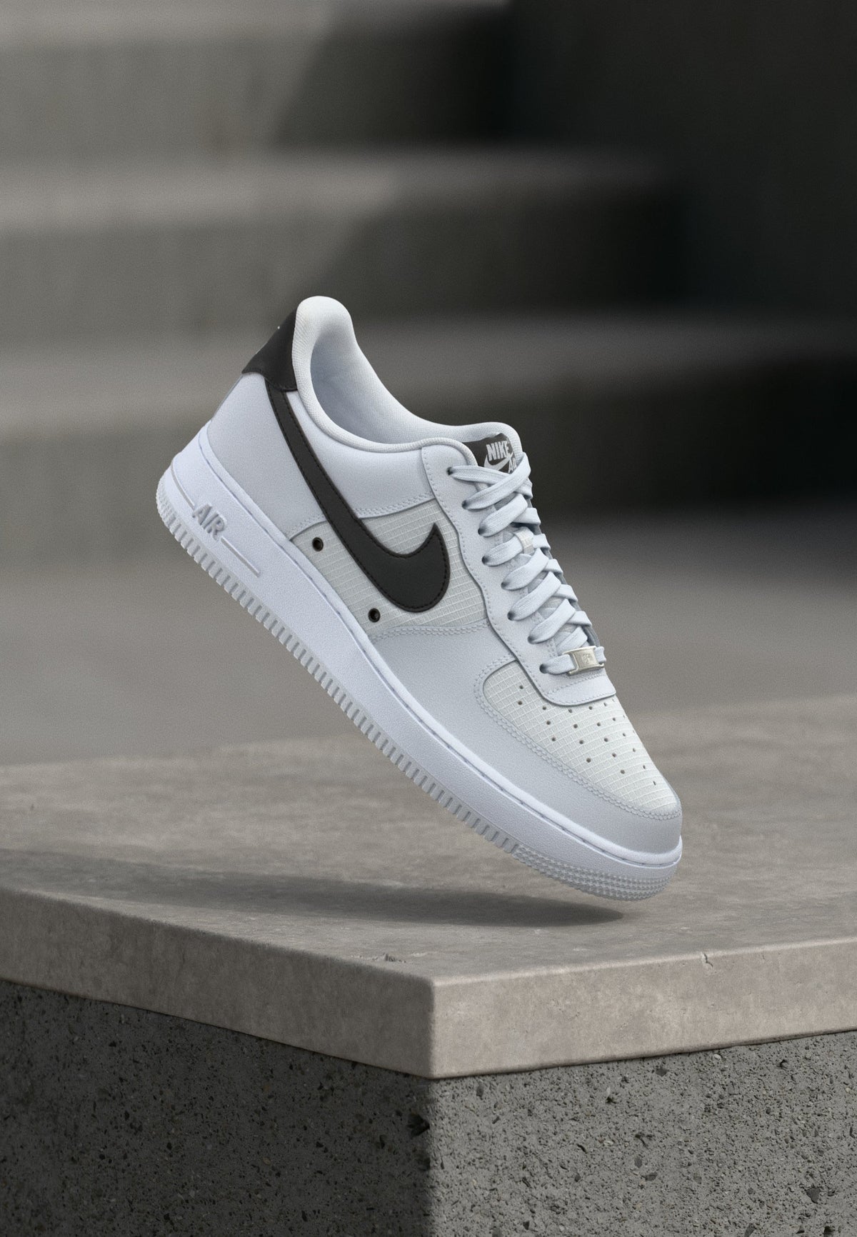Nike Air Force 1 07 LV8 Tech - Geyser Grey / Black / White