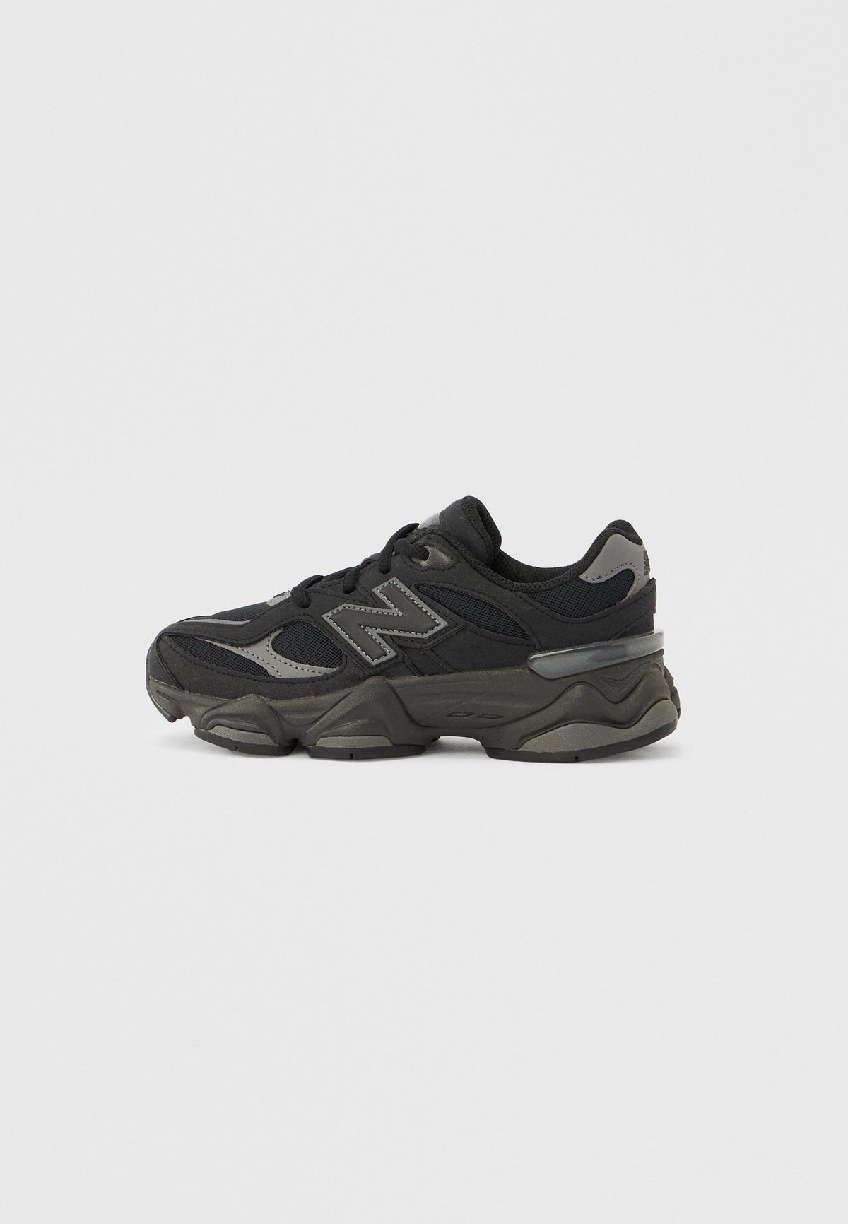 New Balance 9060 - Black / Castlerock