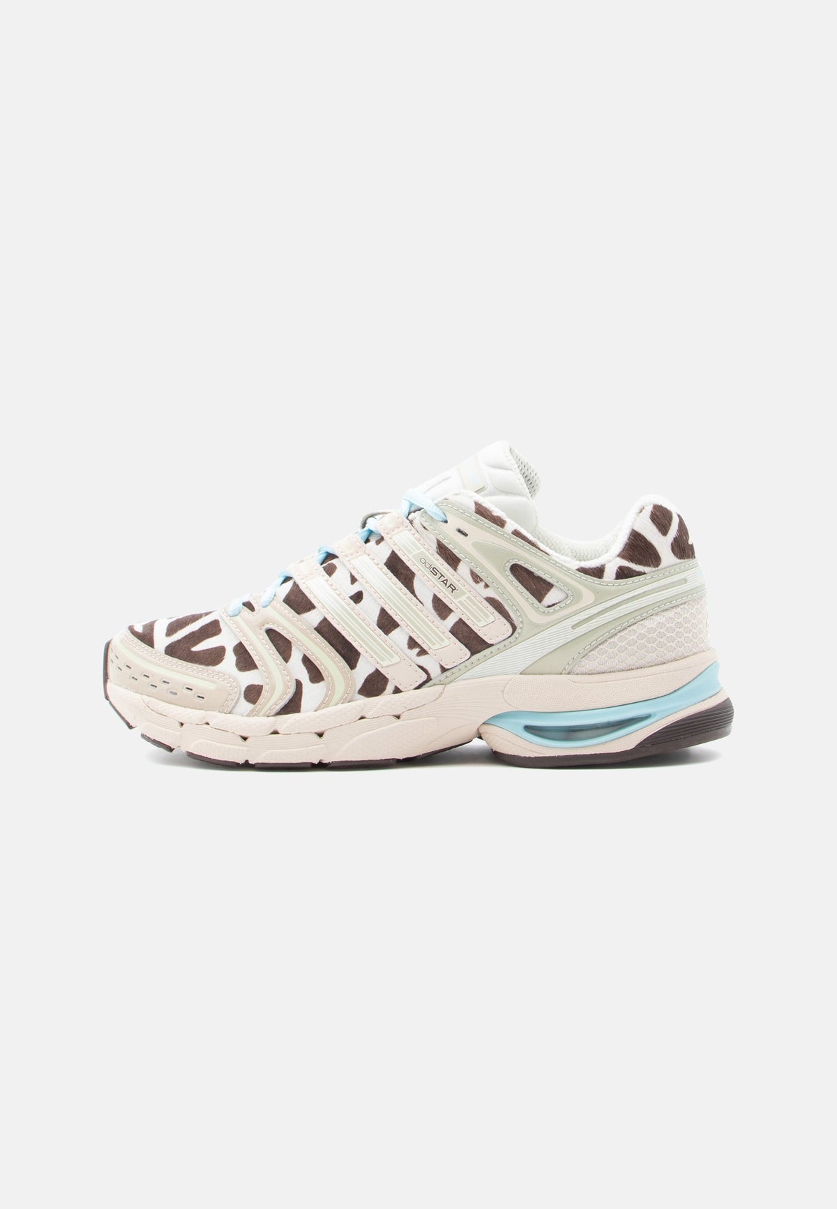 adidas Adistar Control 5 - Ice Gold-coloured Metallic / Icey Blue