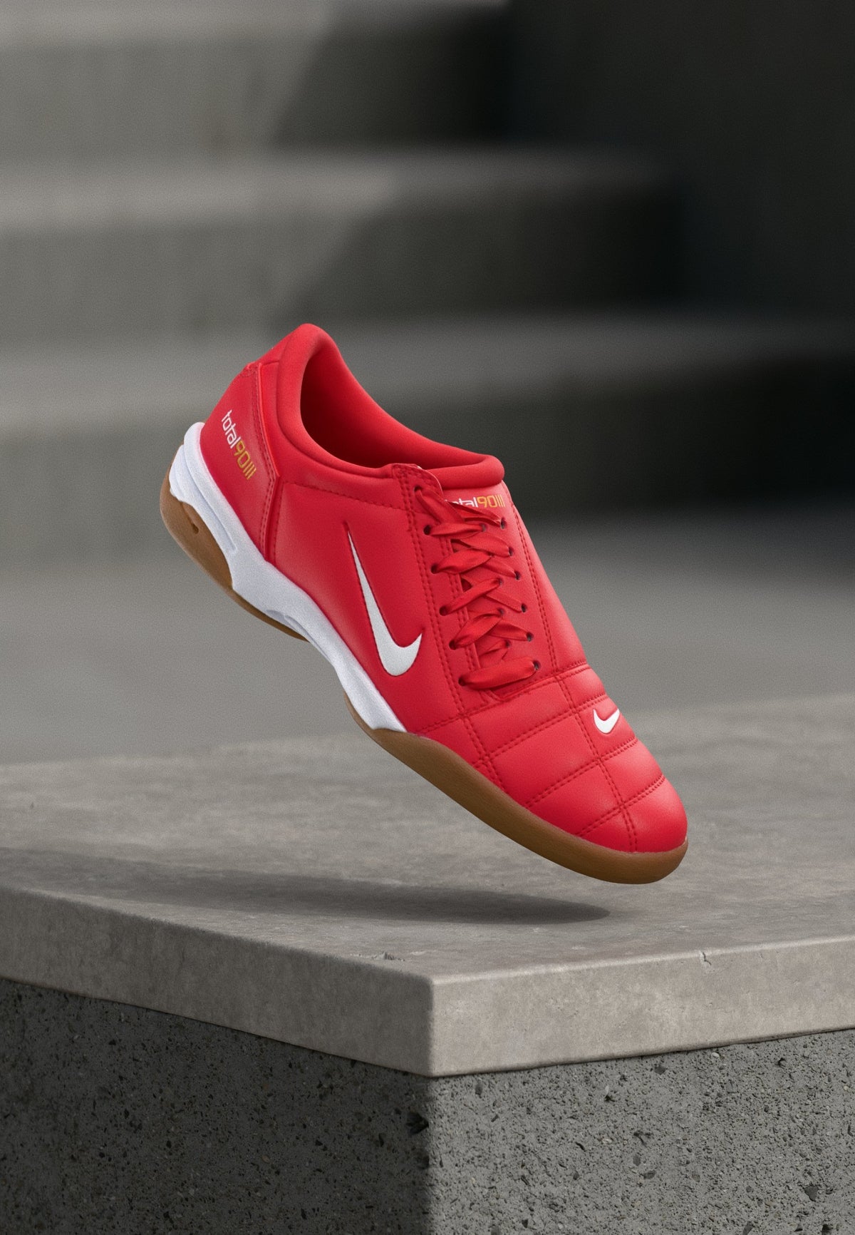 Nike T90 - University Red / White / Med Brown / Metallic Gold-coloured