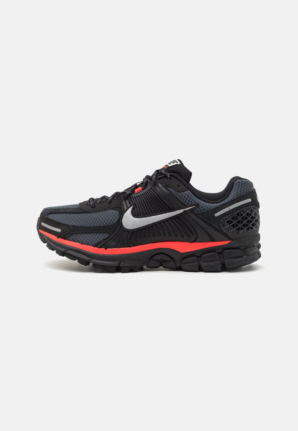 Nike Vomero 5 - Trainers