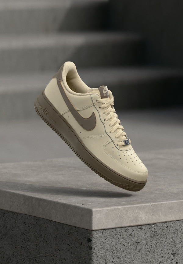 Nike Air Force 1 '07 Low Essential - Rattan / Olive Grey