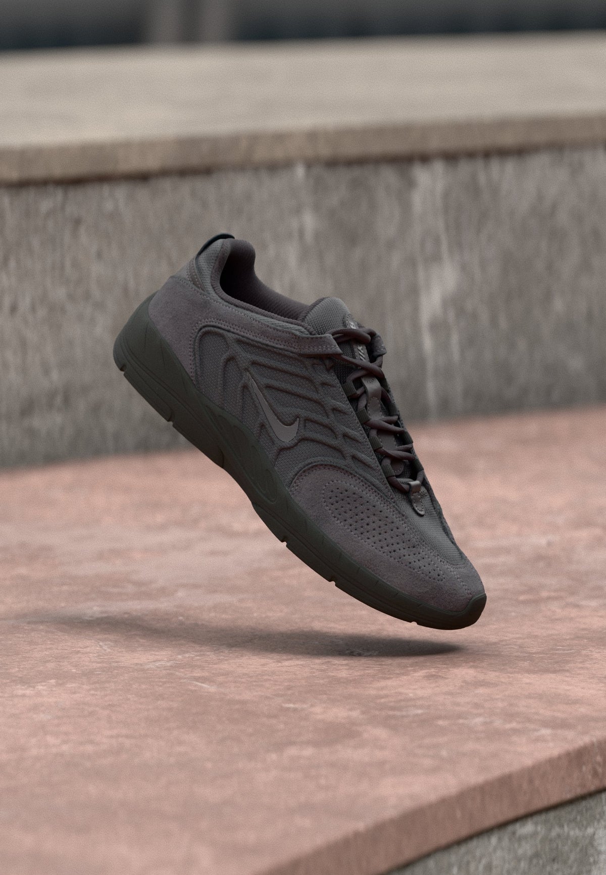 Nike SB Vertebrae - Thunder Grey / Off Noir