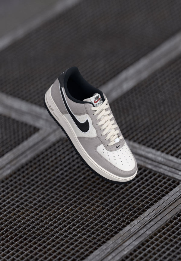 Nike Air Force 1 07 LV8 - Trainers