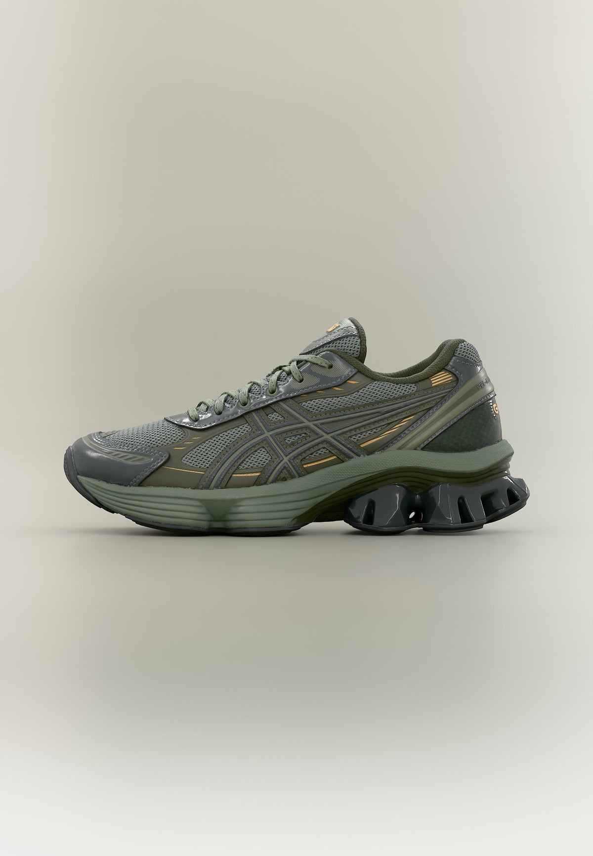 ASICS Gel-Kinetic Fluent - Lichen Green / Obsidian Grey
