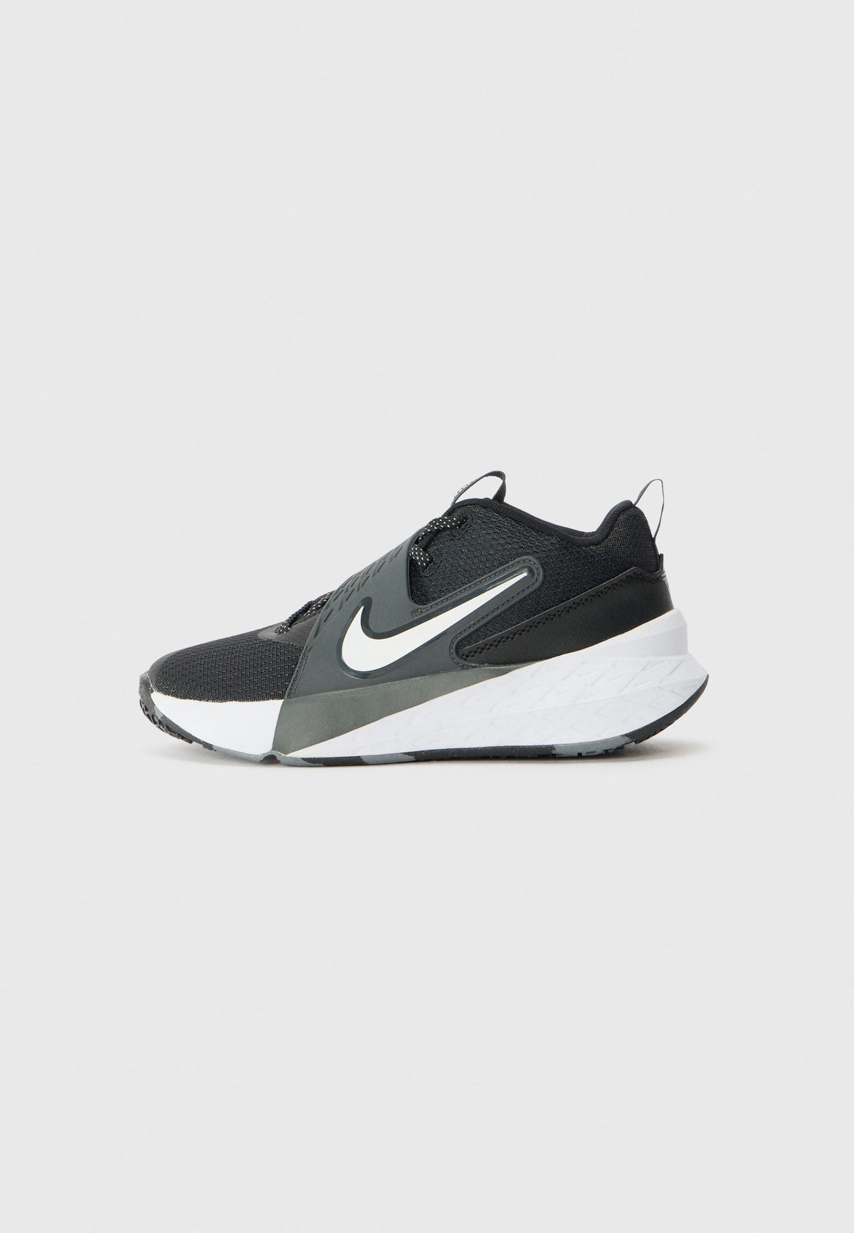 Nike Team Hustle - Black / White / Anthracite