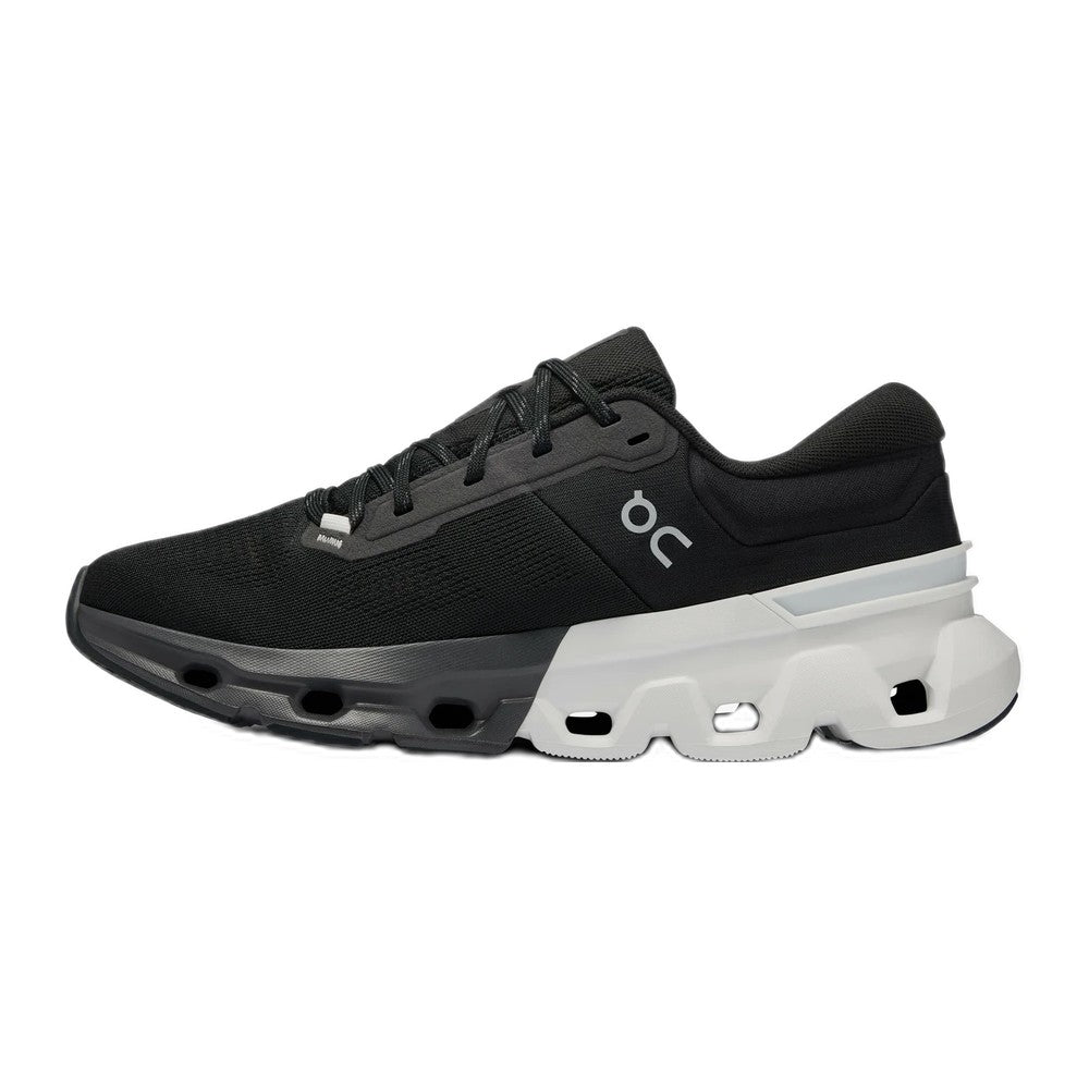 On Cloudflyer 5 - Black / White