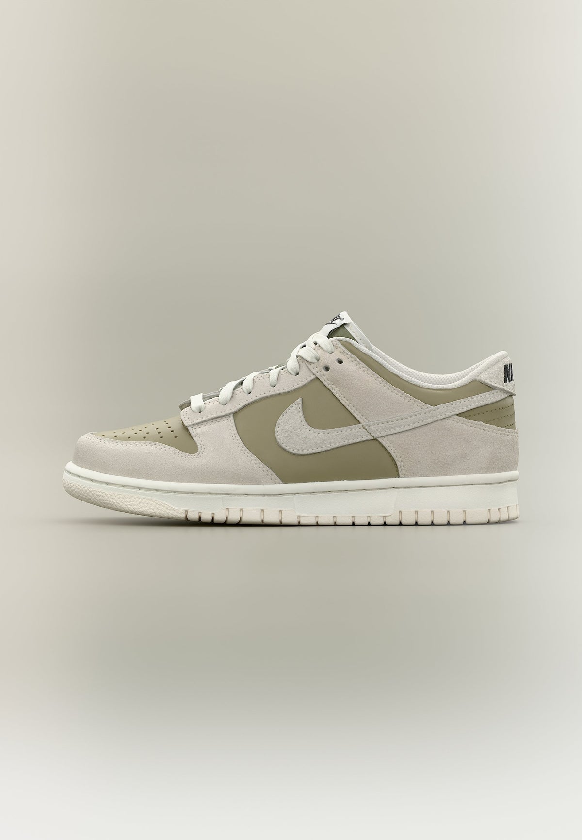 Nike Dunk SE Summer - Neutral Olive / Sail / Phantom / Black