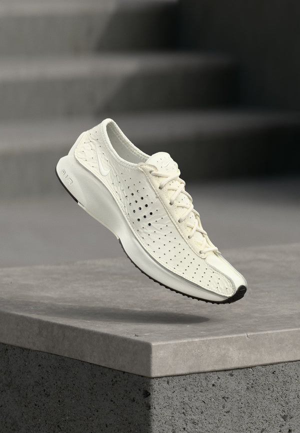 Nike W Air Superfly Explore 2 - Sail / Black