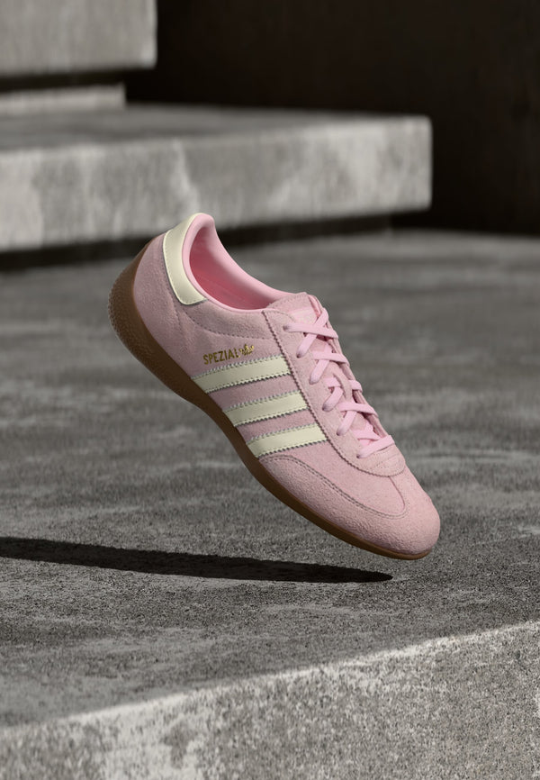adidas Handball Spezial LO Pro W - Clear Pink / Off White / Gold-coloured Metallic