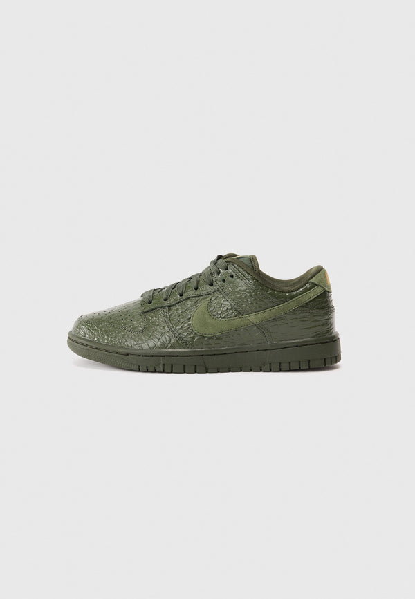 Nike Dunk Low - Trainers