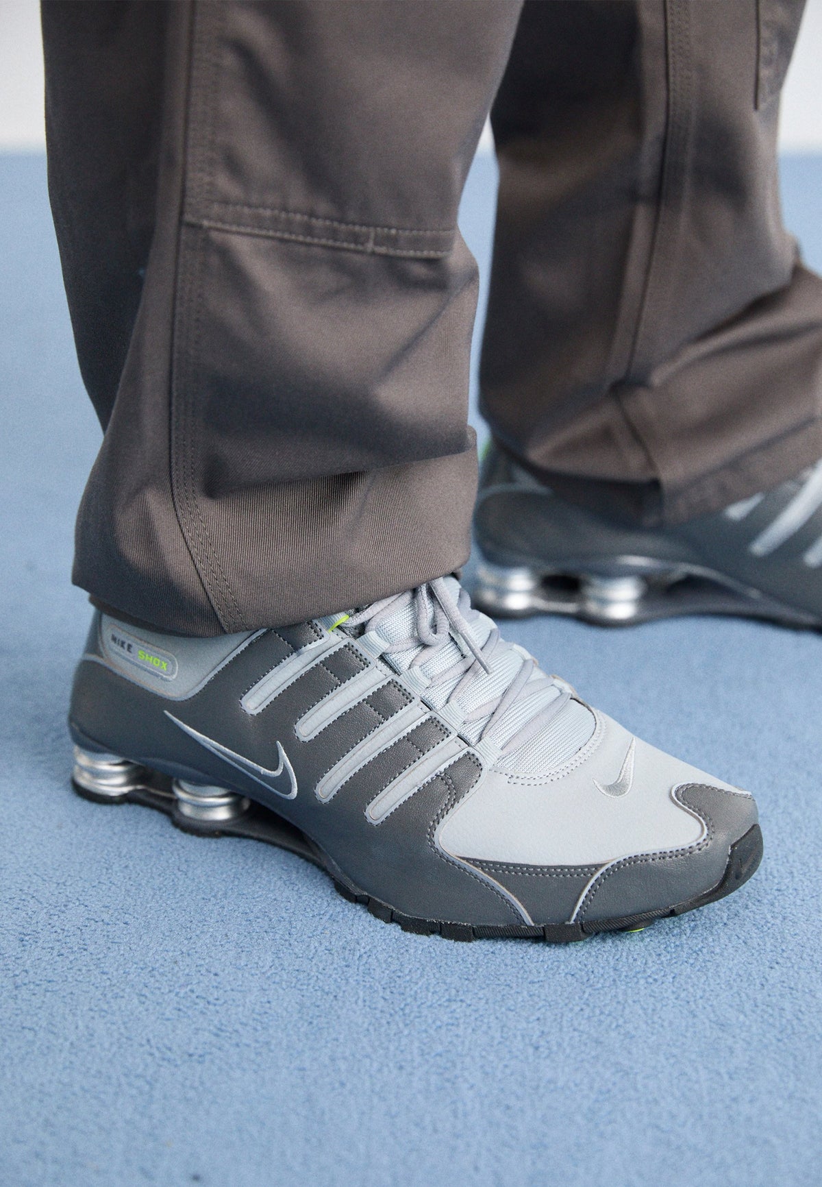 Nike Shox Nz - Dark Grey / Wolf Grey / Volt Black / Metallic Silver-coloured