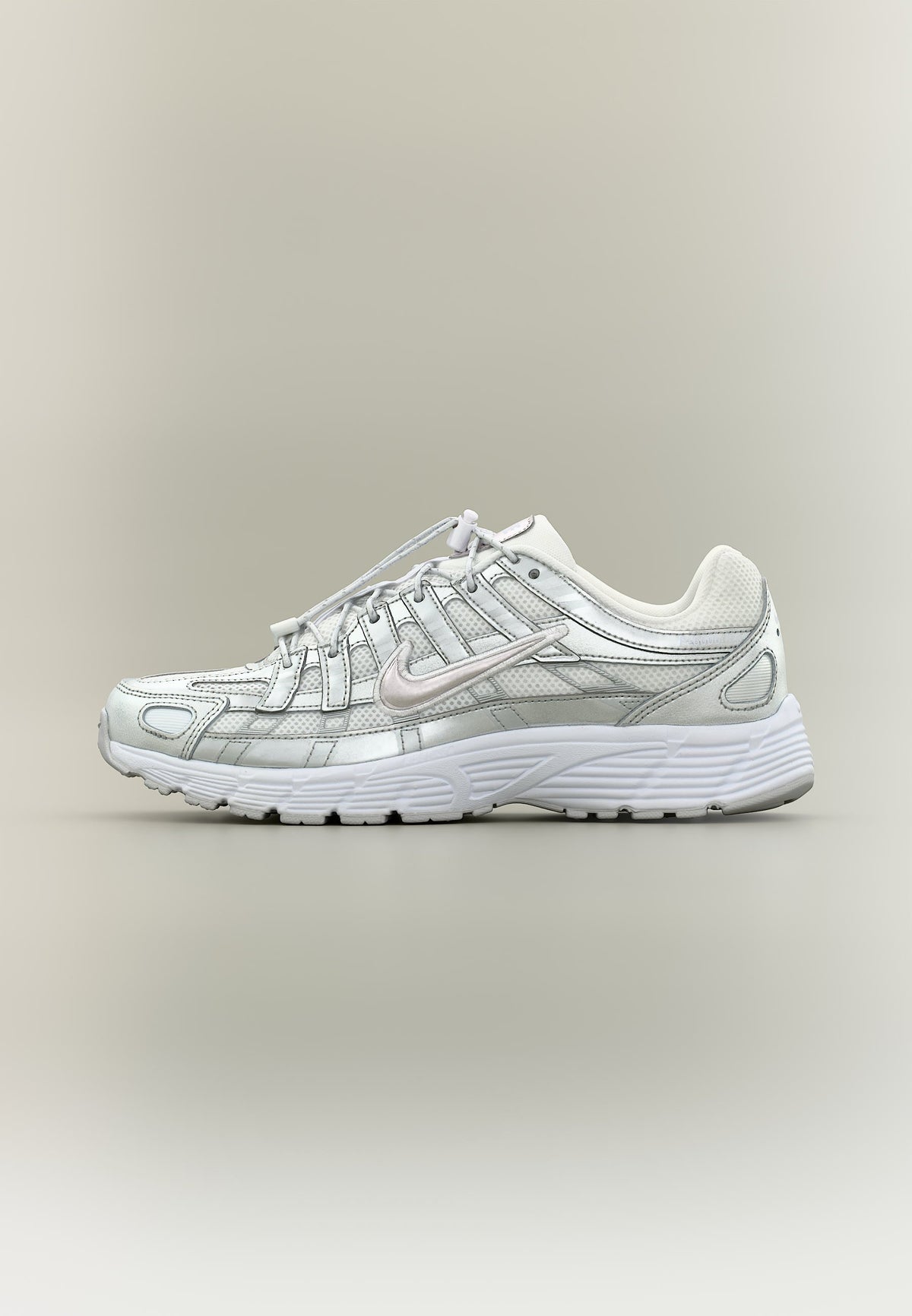 Nike P 6000 - White / Vast Grey / Metallic Silver-coloured