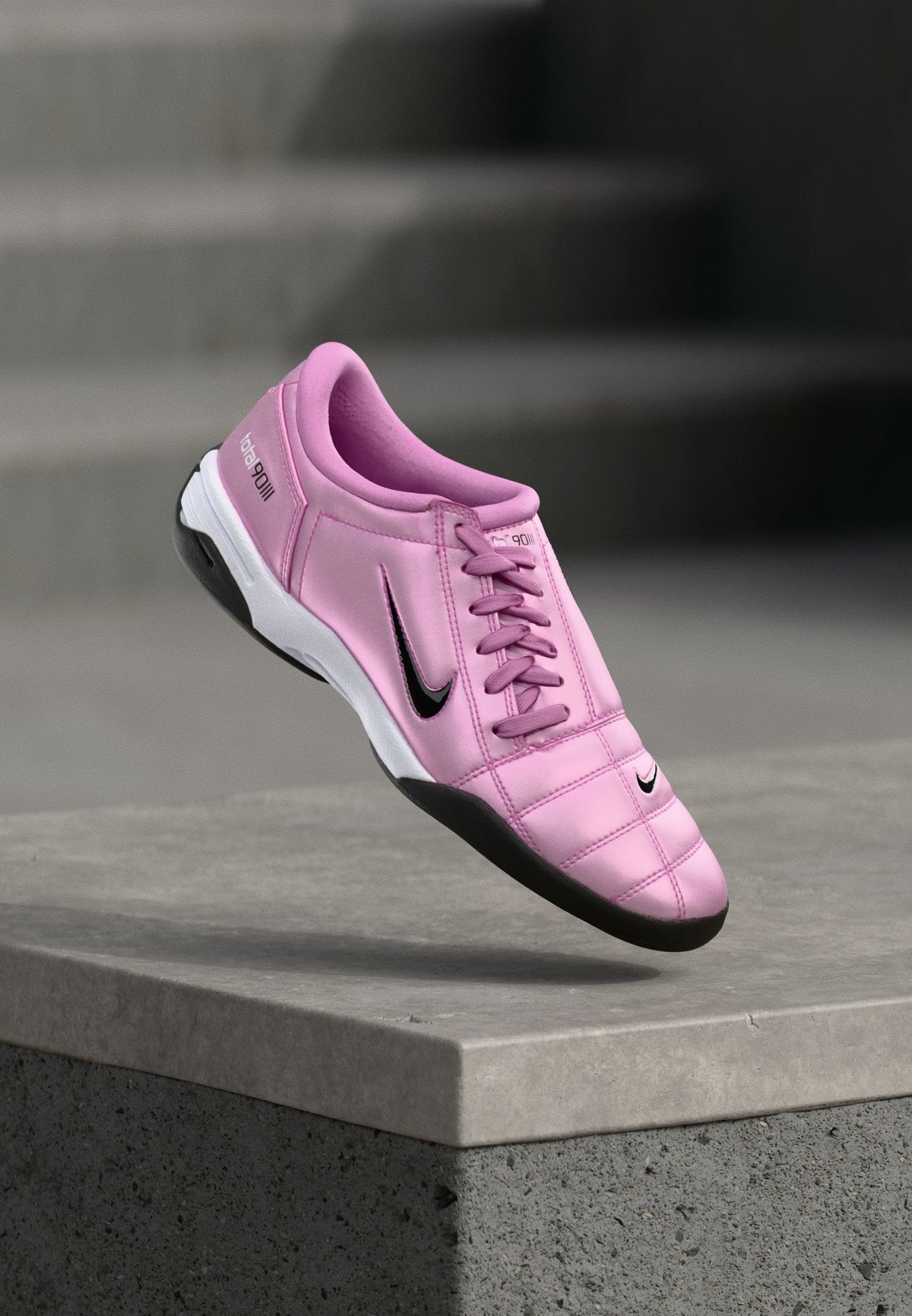 Nike T90 - Light Magenta / Black / White