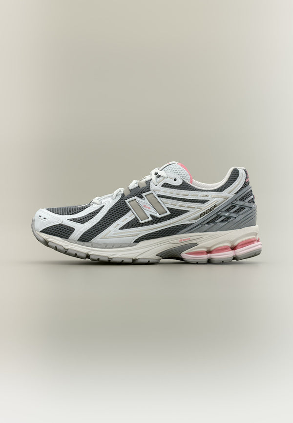 New Balance U1906 - Grey / Pink