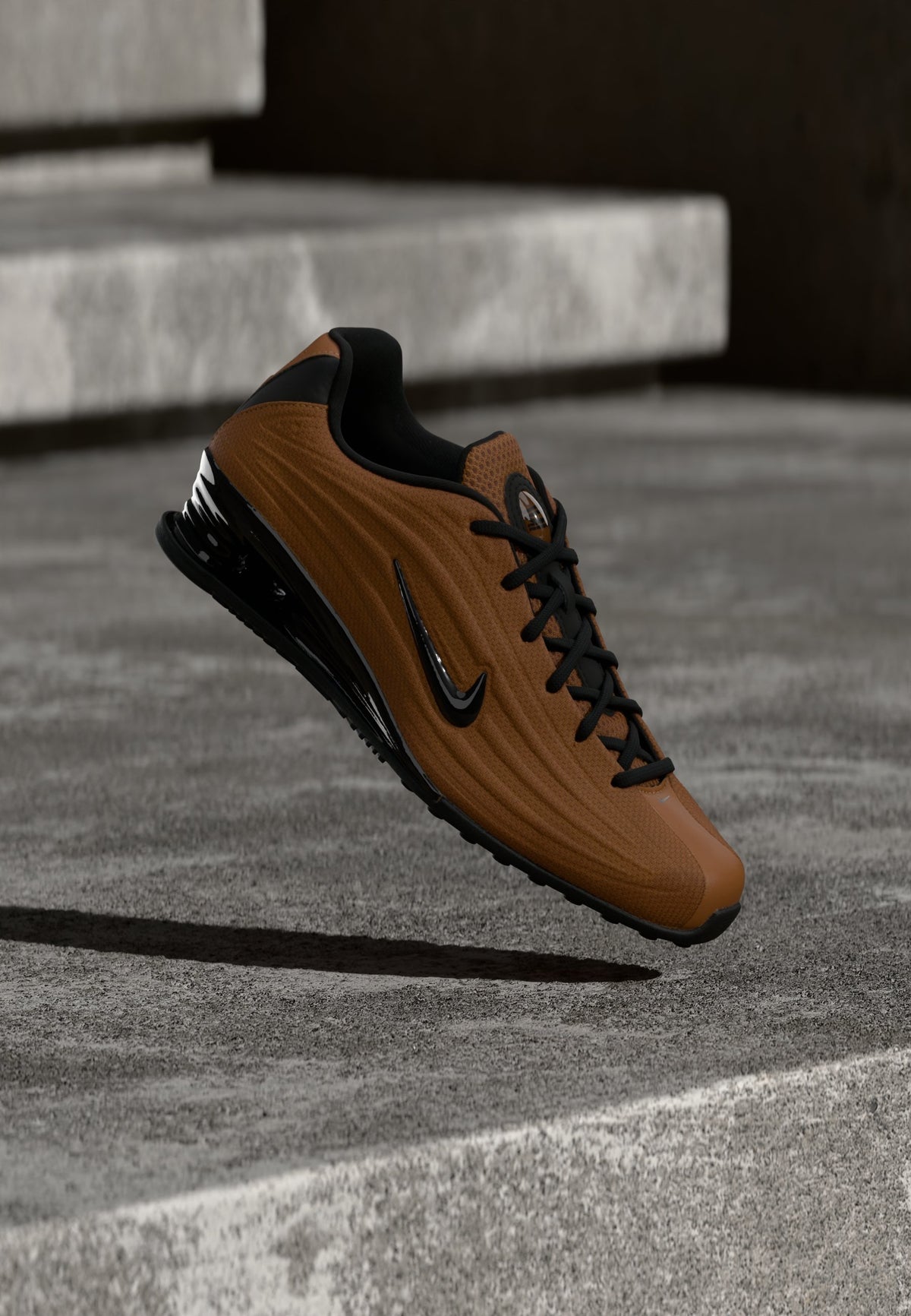 Nike Shox Z - Light British Tan / Black