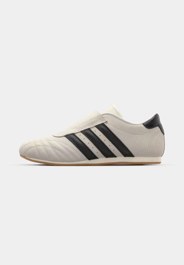 adidas Taekwondo - Off White / Core Black
