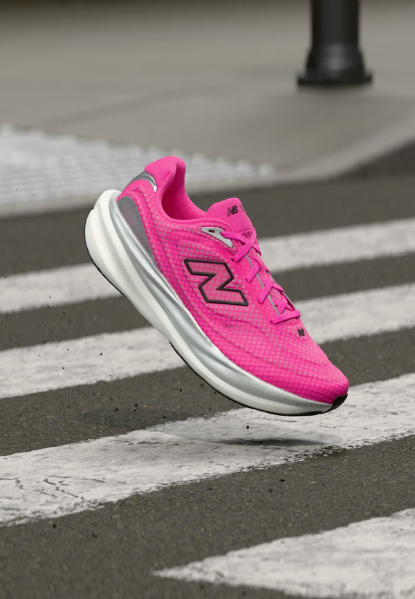 New Balance 1080V15 - Pink Heat / Black