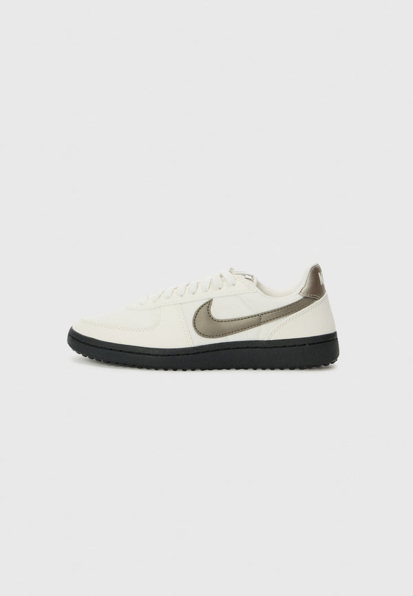 Nike Field General - Trainers