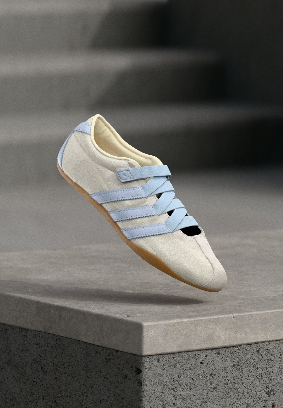 adidas Tokyo Mj Liberty London Ballerina - Chalk Pearl / Crystal Sky / Chalk White