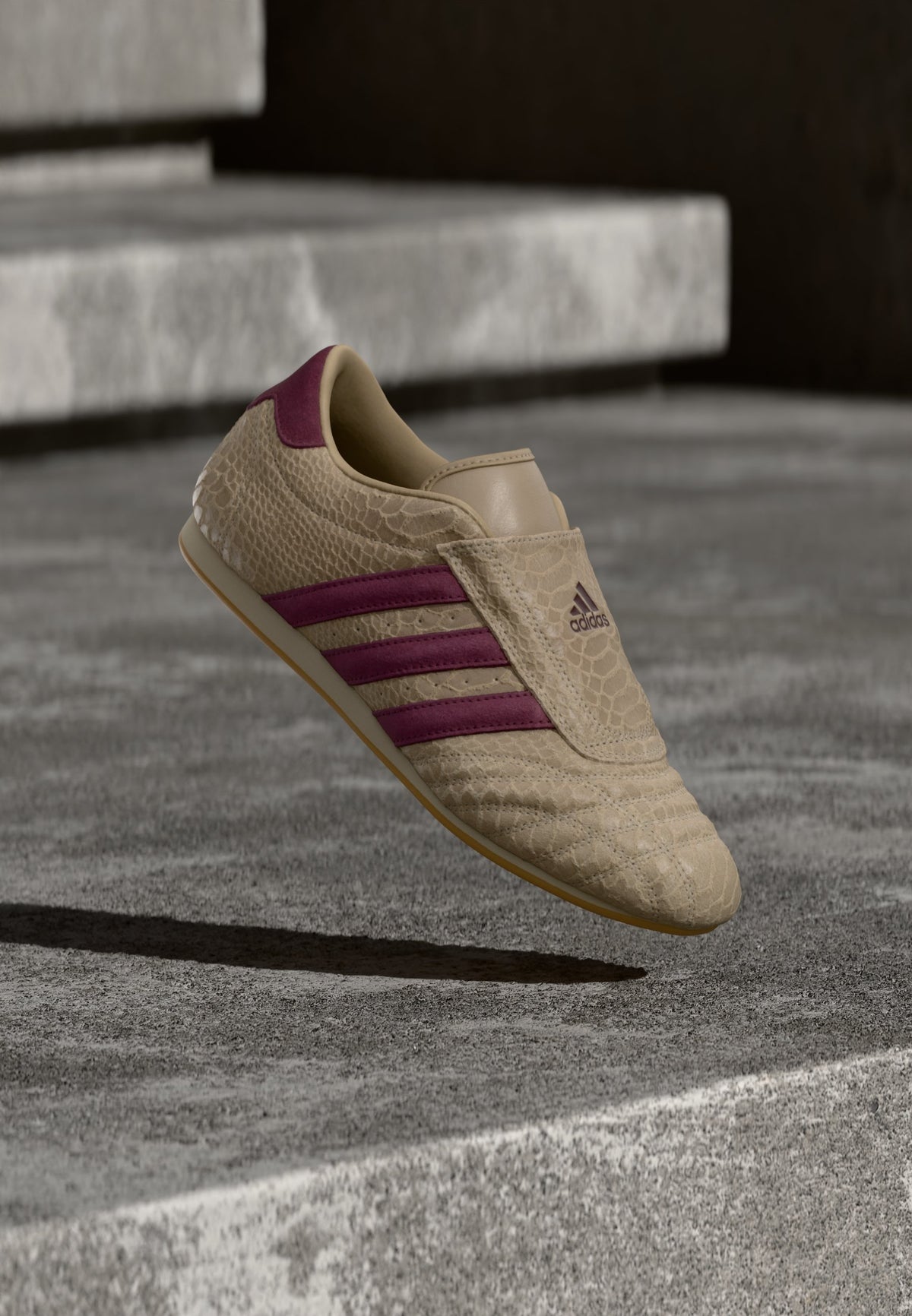 adidas Taekwondo - Trace Khaki / Maroon
