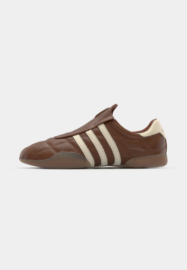 adidas Taekwondo Mei - Preloved Brown / Cream White