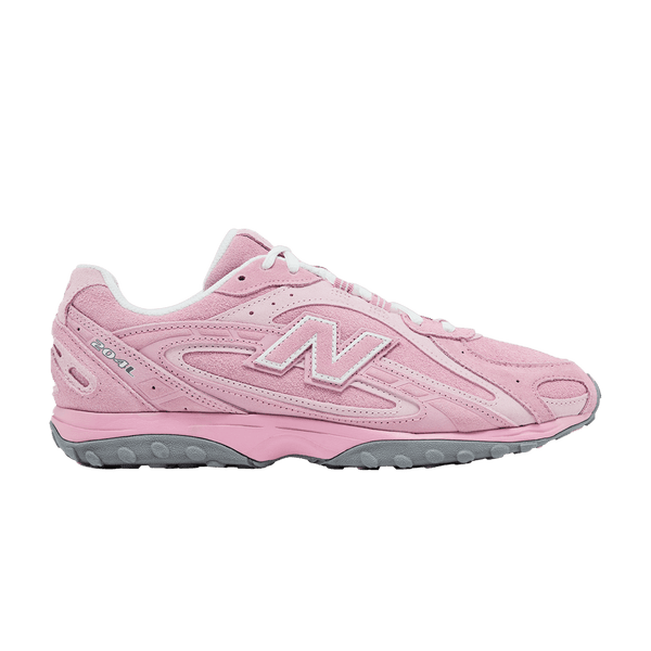 New Balance 204L - Pastel Pink
