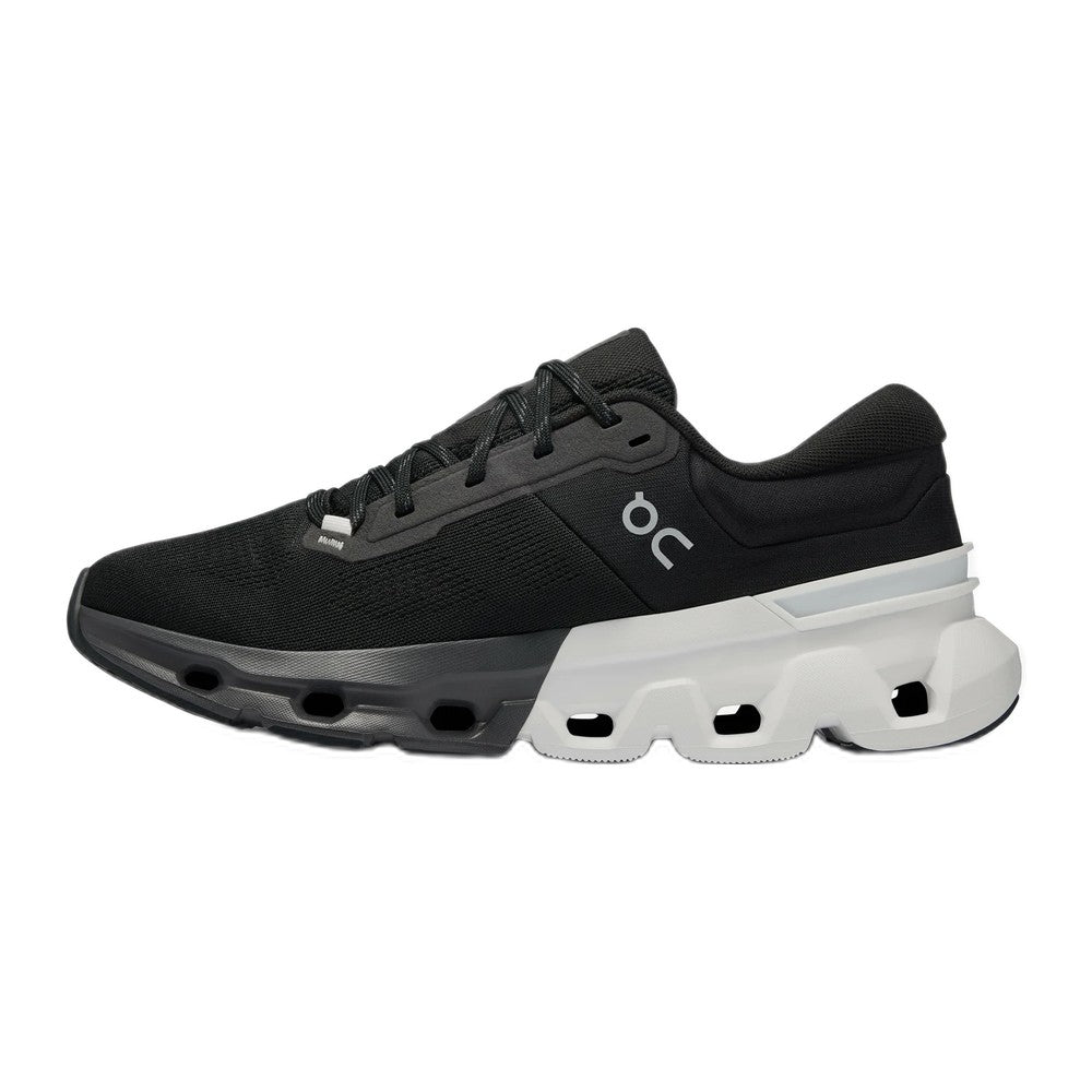 On Cloudflyer 5 - Black White