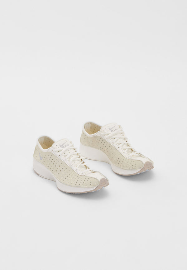 Nike Air Superfly - Coconut Milk / Metallic Silver-coloured / Sail / Classic Stone / Cobalt Tint
