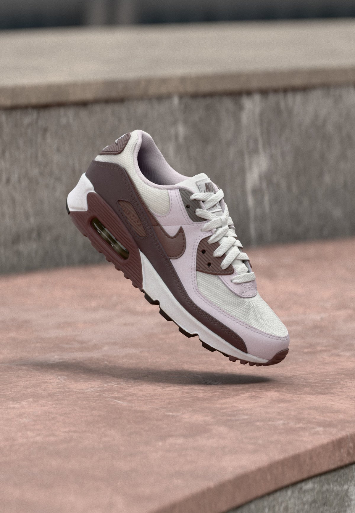 Nike Air Max 90 - White / Violet Ore / Tattoo / Light Violet