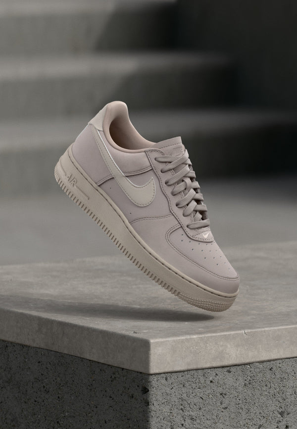 Nike Air Force Retro - Pumice / Moon Particle