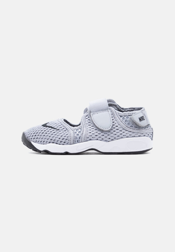 Nike Rift 2 - Wolf Grey / Black / White