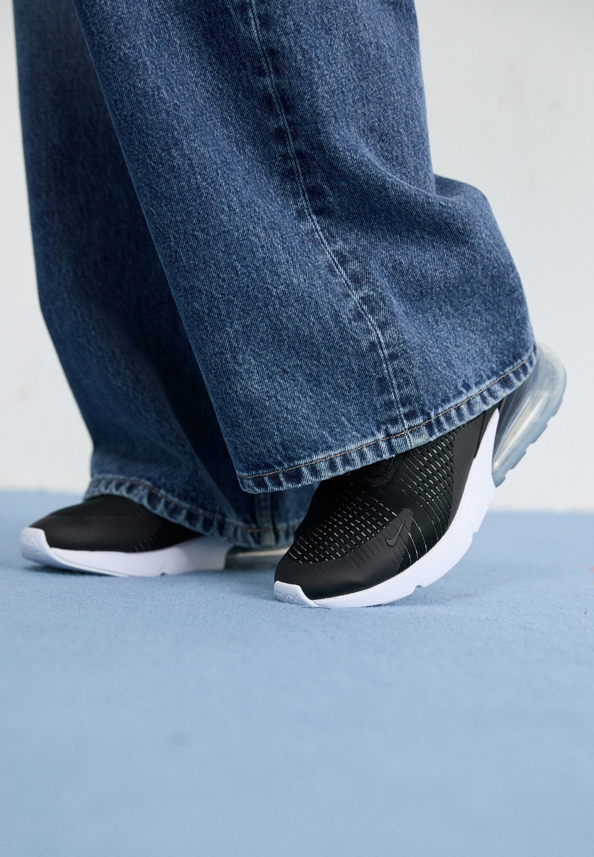 Nike Air Max - Black / Metallic Silver-coloured / White