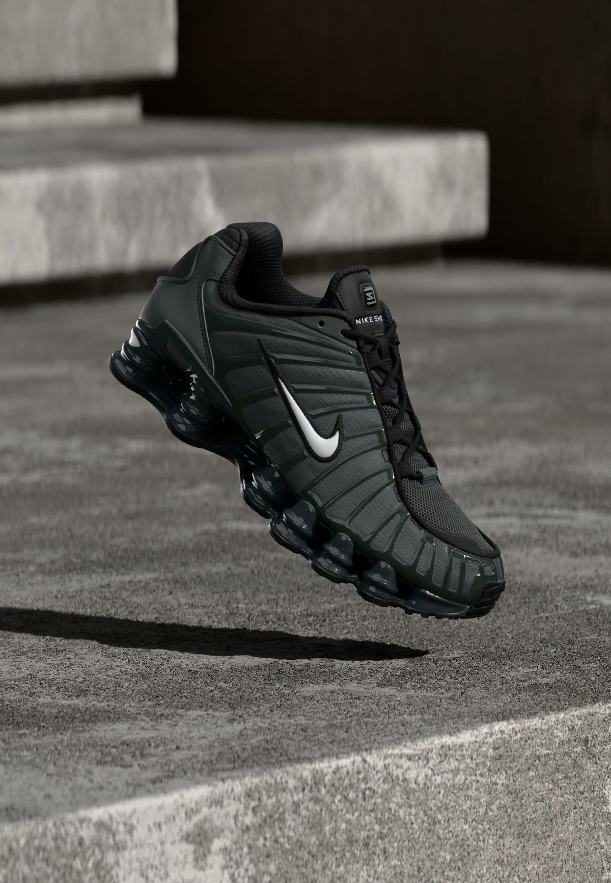 Nike Shox Tl SE Tech - Iron Grey / White / Black