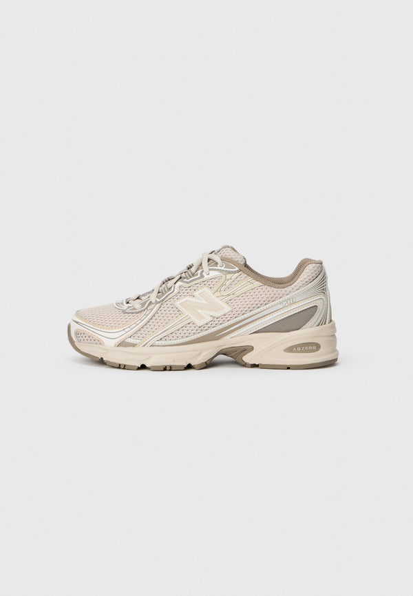 New Balance U740 - Silver-coloured / Beige
