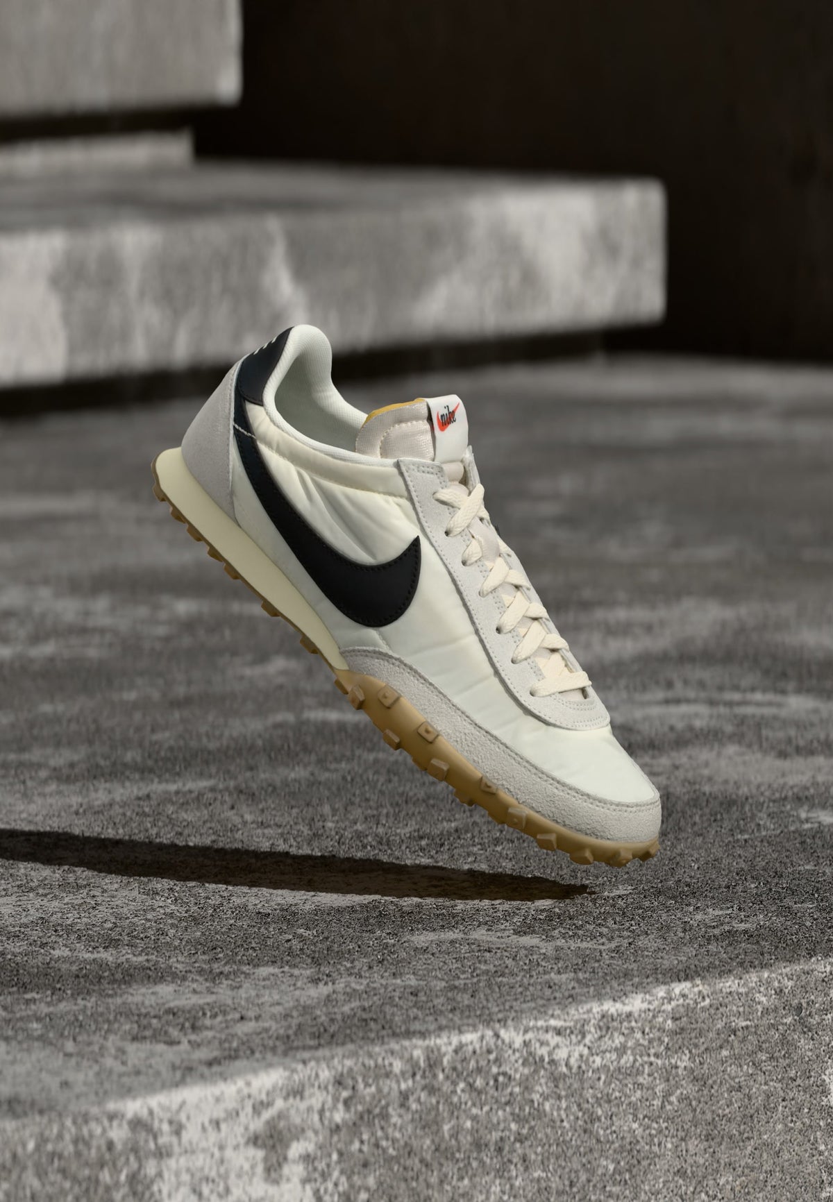Nike Waffle Racer - Sail / Black / Coconut Milk / Light Brown
