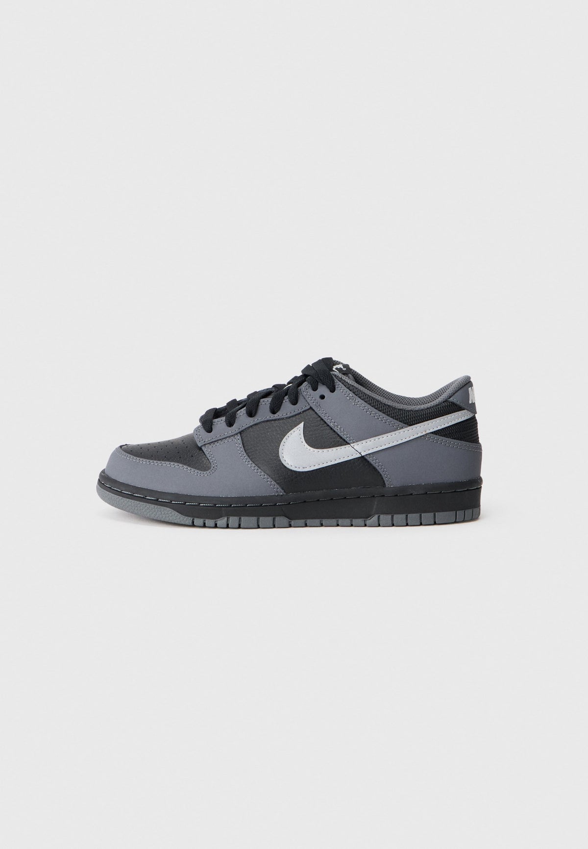 Nike Dunk Low - Trainers