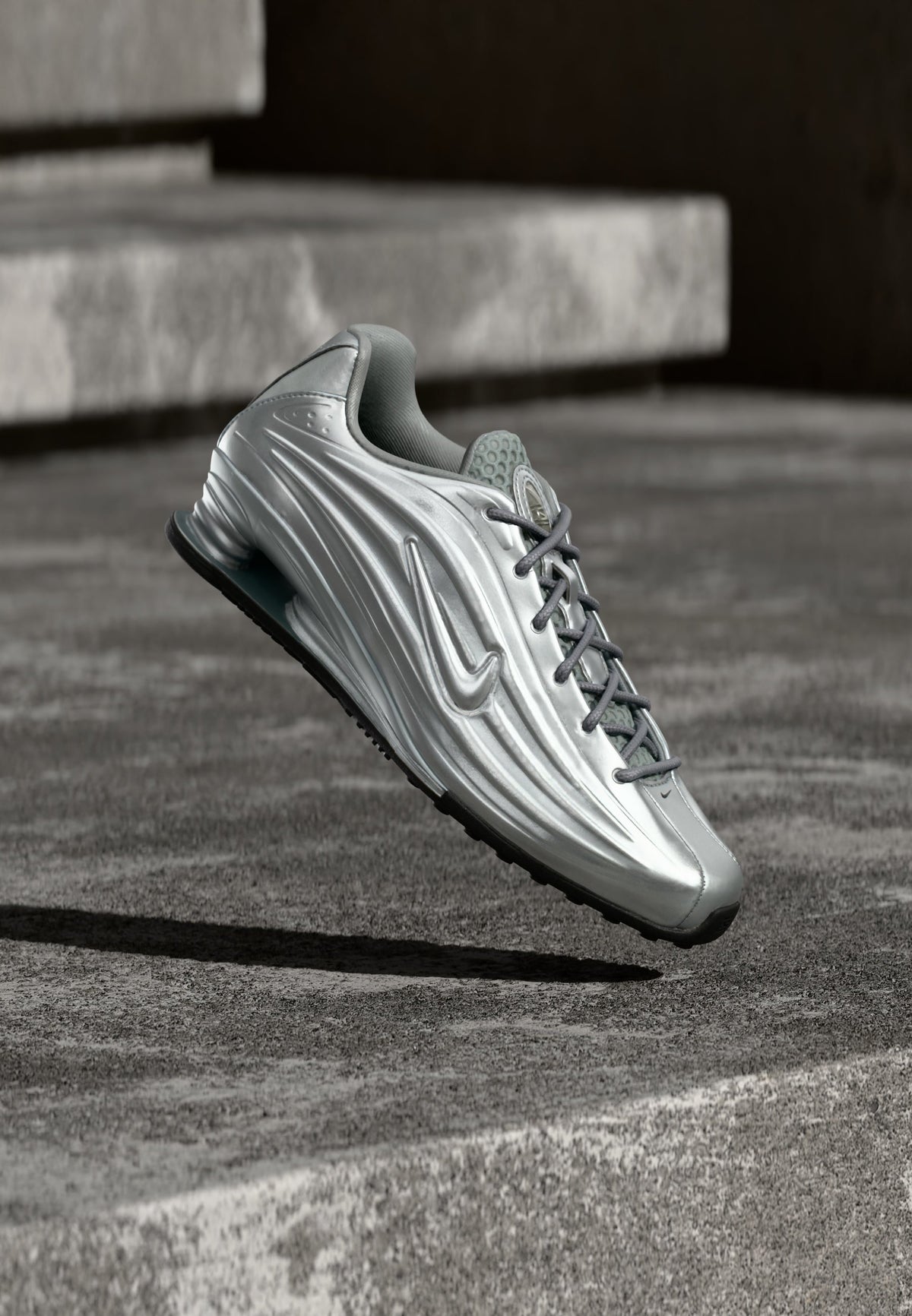 Nike Shox Z - Silver-coloured / Metallic Silver-coloured / Black