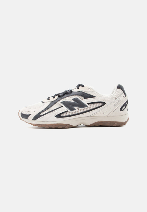 New Balance U204L - Beige / Black