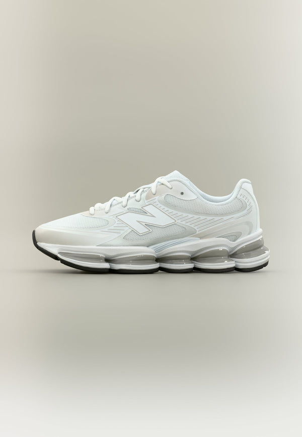 New Balance U2000 - White / Silver-coloured Metallic
