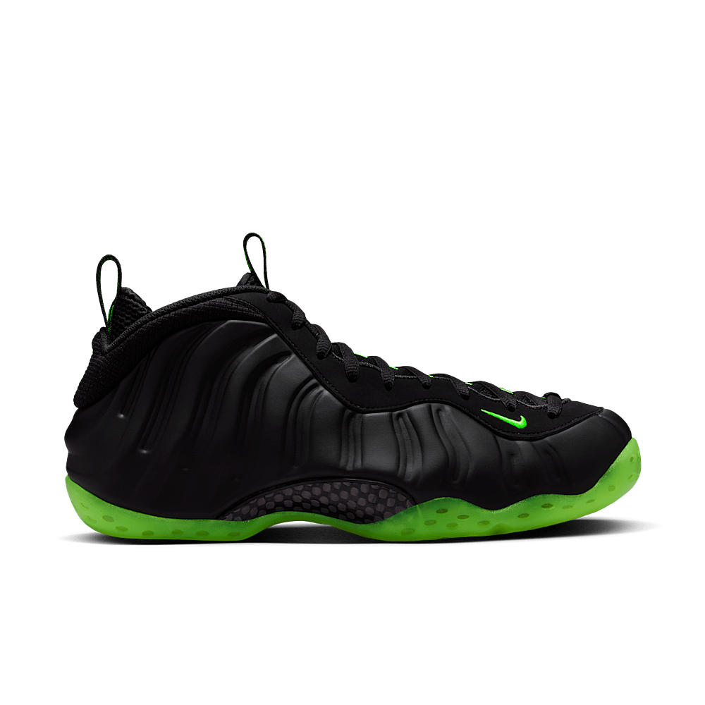 Nike Air Foamposite One - Black Volt