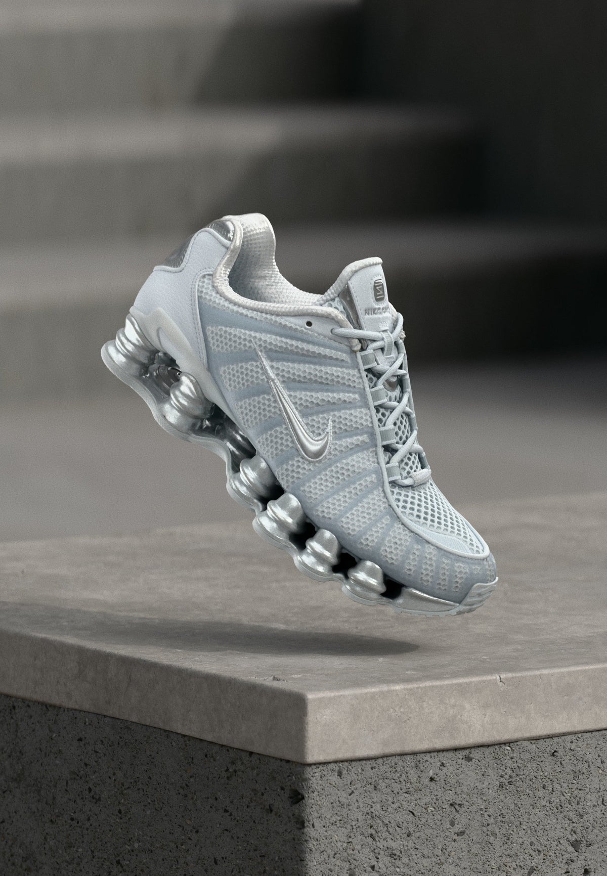Nike Shox Tl - Pure Platinum-coloured / Metallic Silver-coloured