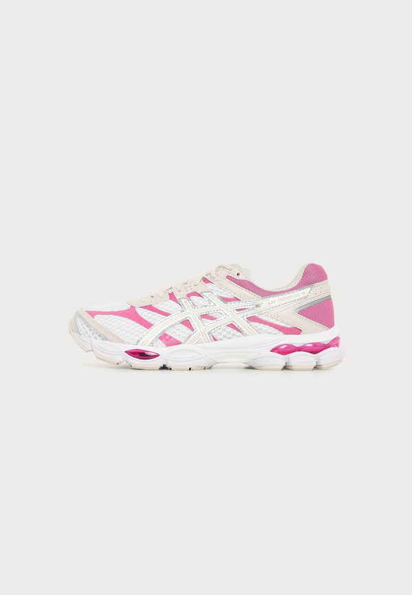 ASICS Gel-Cumulus 16 - White / Cream