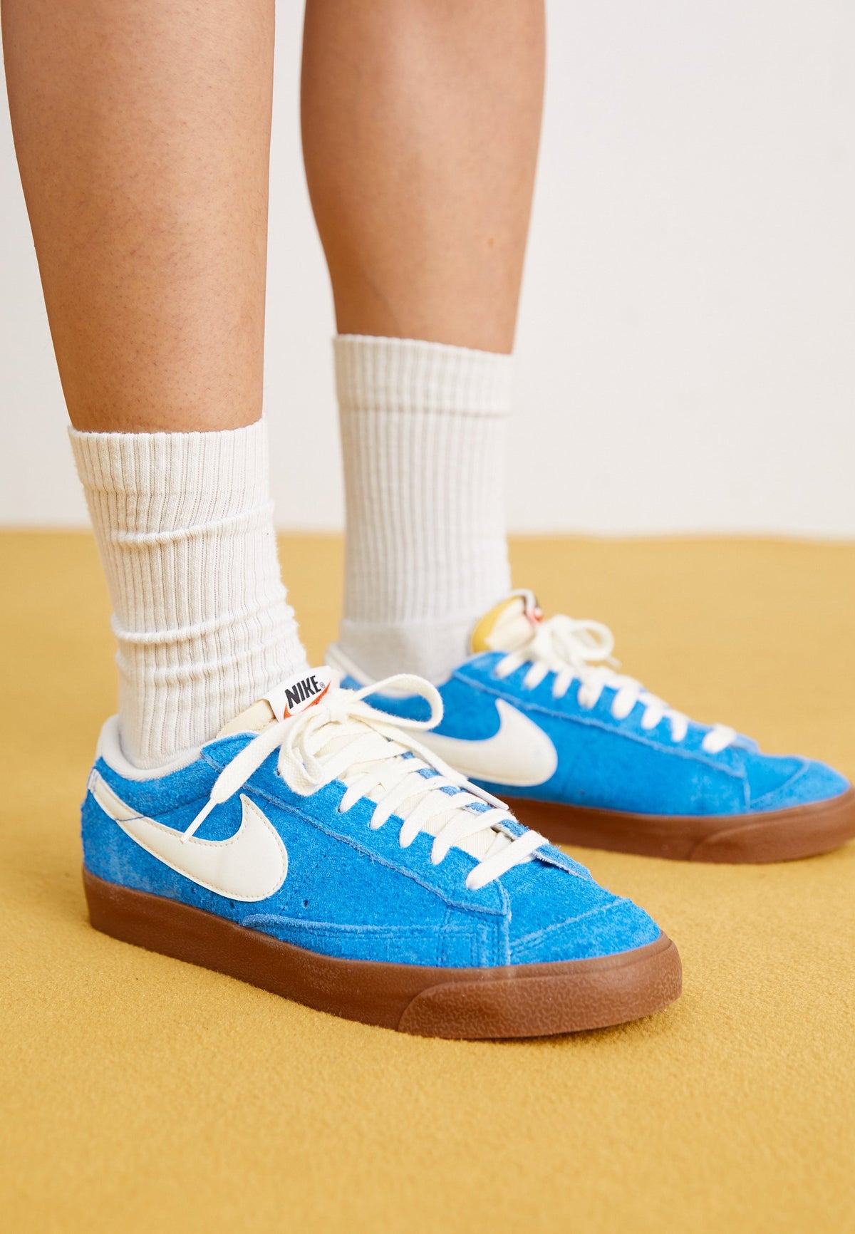 Nike Blazer Low 77 Vintage - Photo Blue / Sail / Med Brown / Black / Team Orange