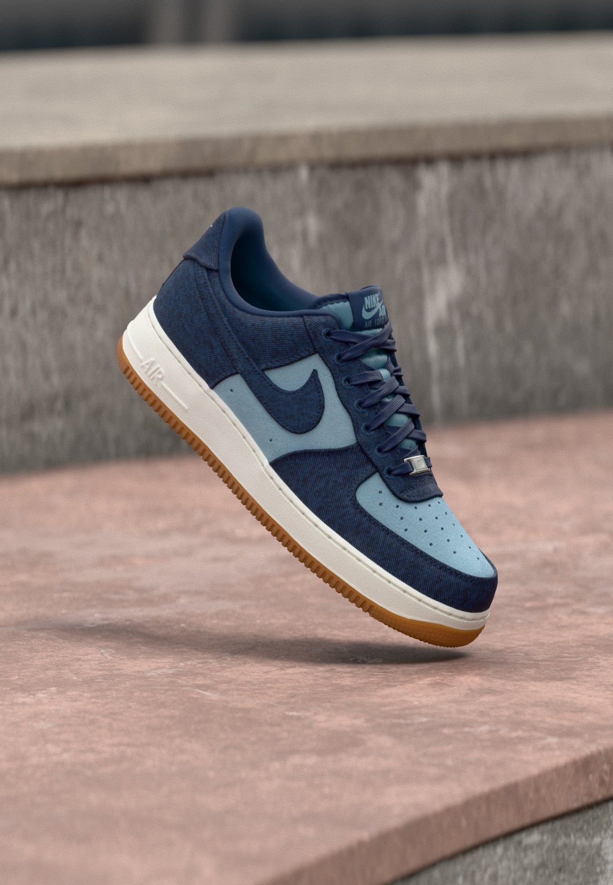 Nike Air Force 1 07 LV8 - Navy / Worn Blue / Summit White / Med Brown