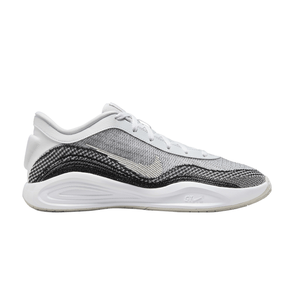 Nike GT Hustle Academy - White Light Bone Black