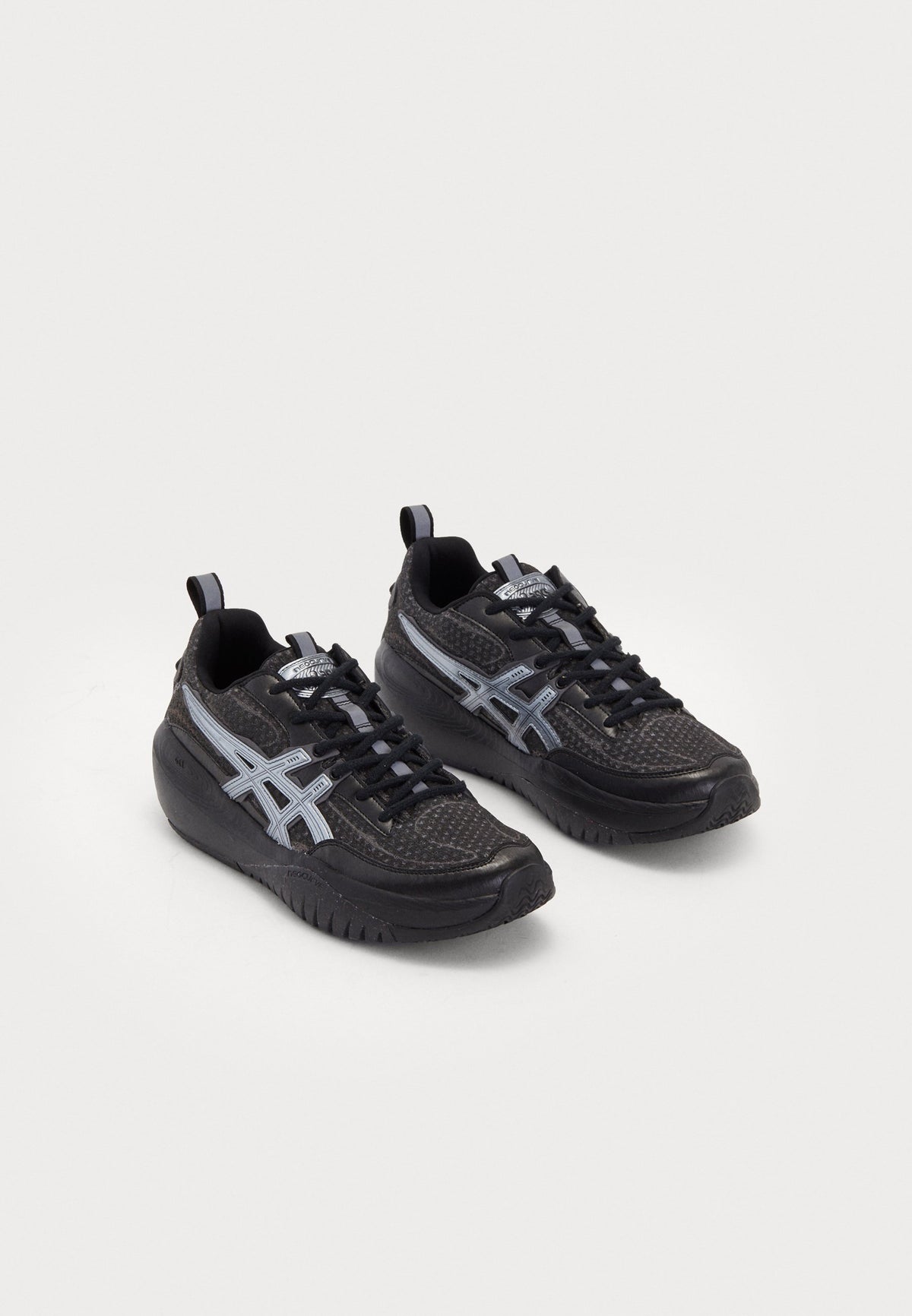 ASICS Neocurve - Trainers