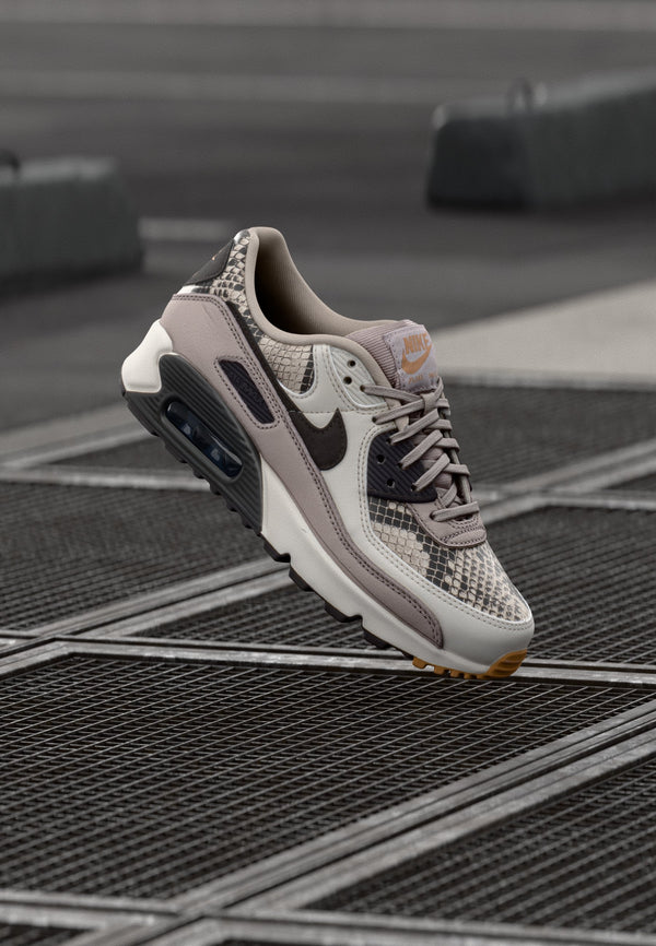 Nike Air Max 90 SE - Malt / Velvet Brown / Multi-color / Light Orewood Brown / Flax